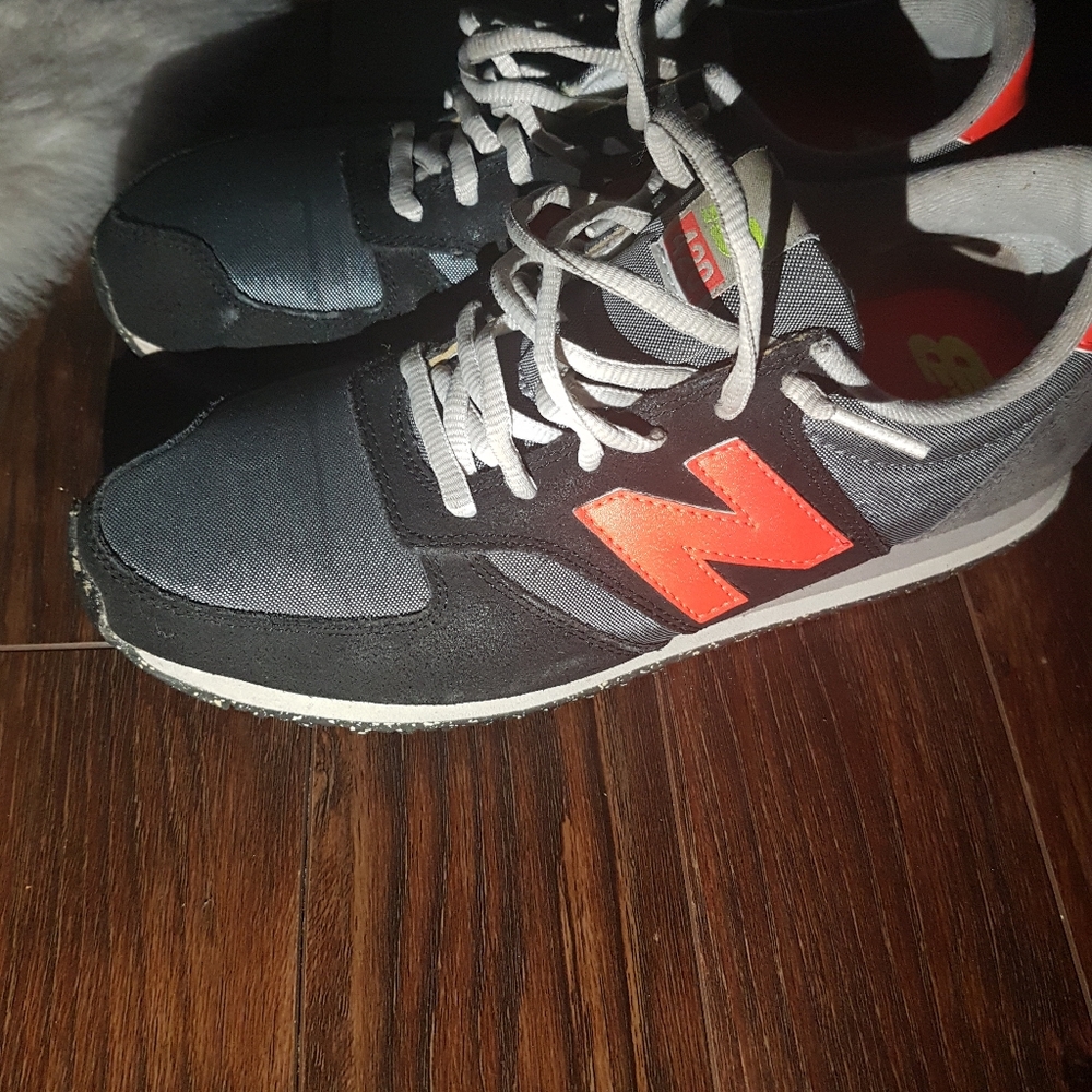 New Balance shoes - Picture 3 of 3